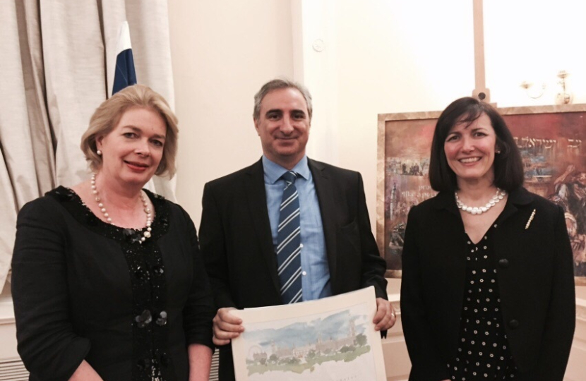 Barbara Dingle, Mr. Eitan Na'eh, Melissa Crawshay-Williams